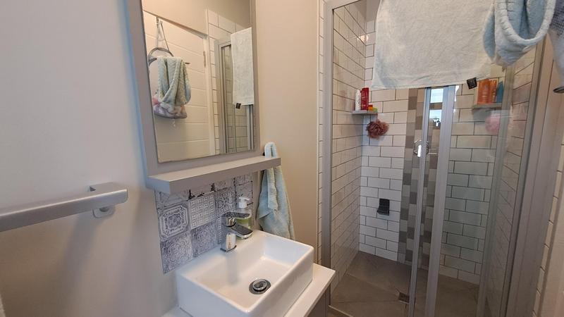 4 Bedroom Property for Sale in Jongensfontein Western Cape